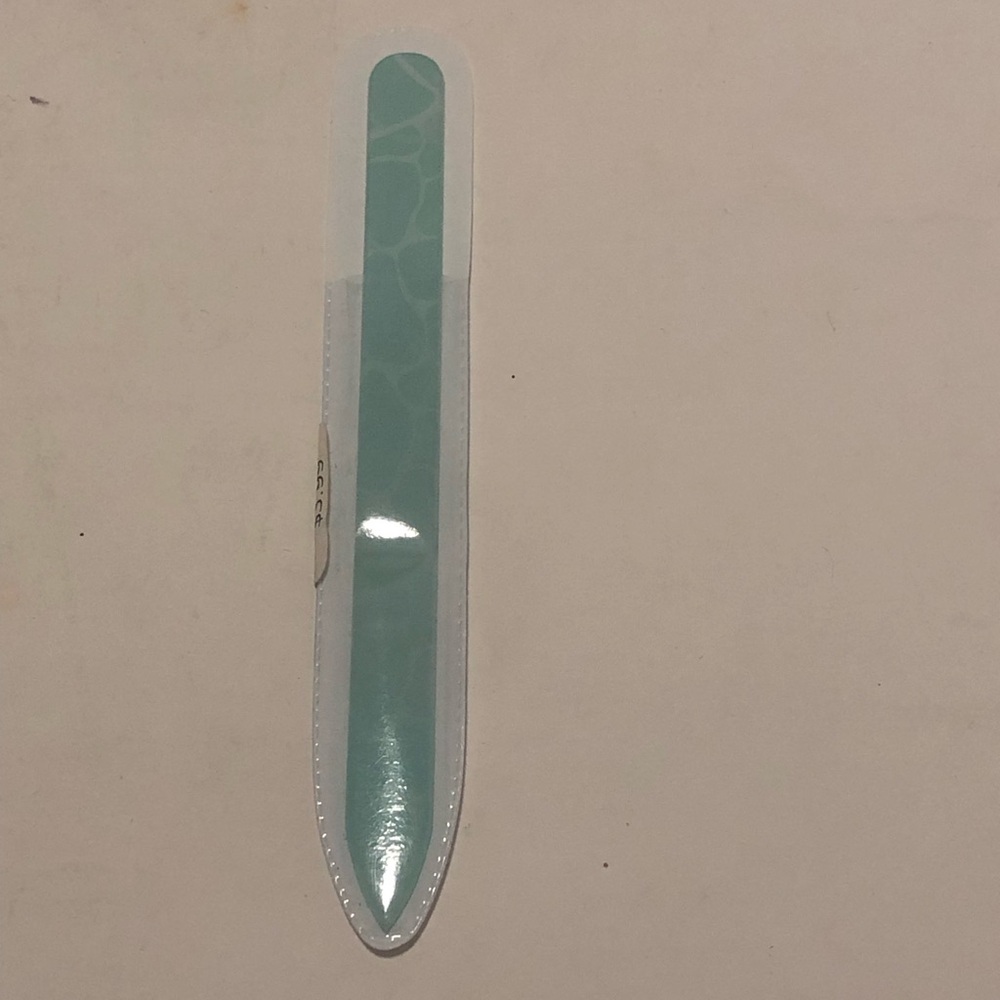 Aqua Glass Nail File with Protective Sleeve